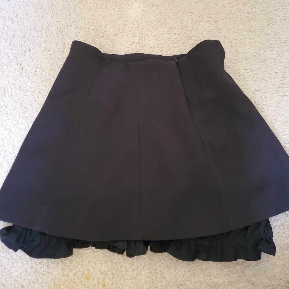 Petite Black Tulip Shorts Womens Small - Picture 3 of 4